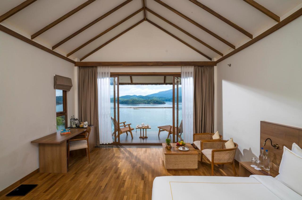 Mountain Shadows Resort Ваянад Екстериор снимка